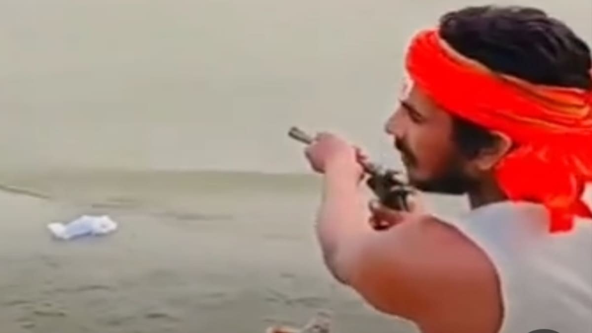 पुलिस के खौफ से बदला अपराधी का मन! गंगाजल लेकर कुख्यात कैलाश मंडल ने ली हथियार न उठाने की शपथ