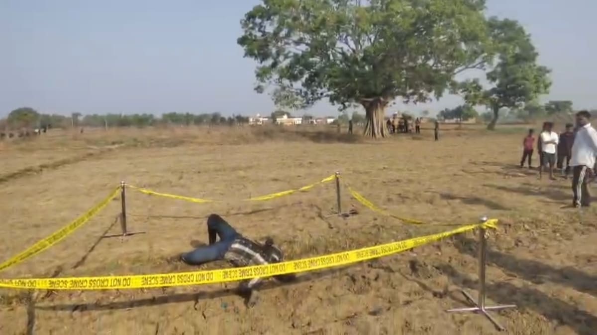 मोहनिया में अधजला शव मिलने से सनसनी, फिर बोरे में बंद मिली लाश, एक सप्ताह के भीतर दूसरी घटना से दहल उठा इलाका