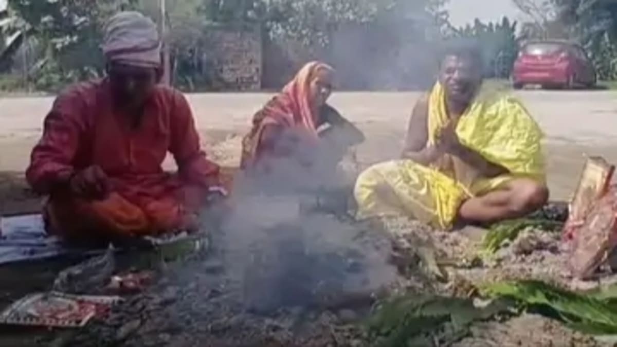 वैशाली की तपन से बेहाल जनता: इंद्रदेव को मनाने के लिए ग्रामीणों ने शुरू किया महायज्ञ, बारिश होने तक जारी रहेगा अनुष्ठान
