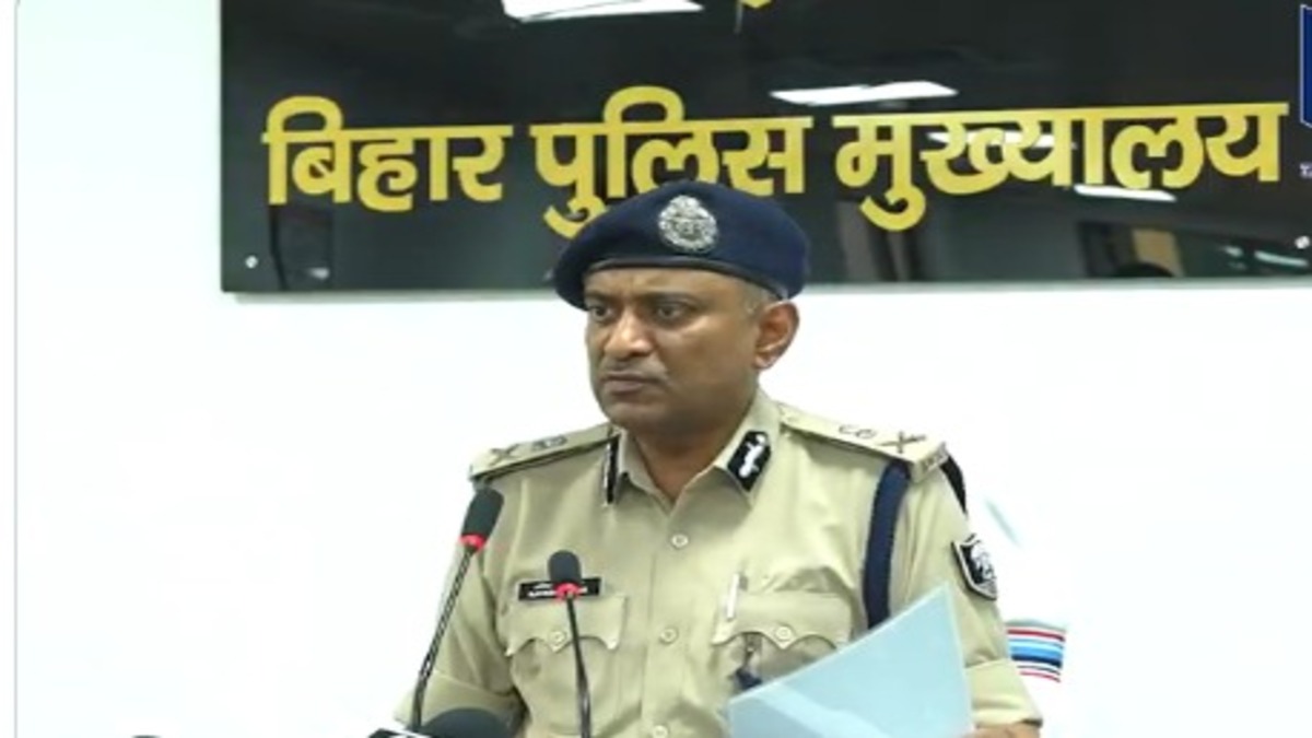 बिहार पुलिस होगी हाईटेक, थ्री नॉट थ्री की जगह अब पिस्टल और आधुनिक हथियारों से लैस होंगे जवान
