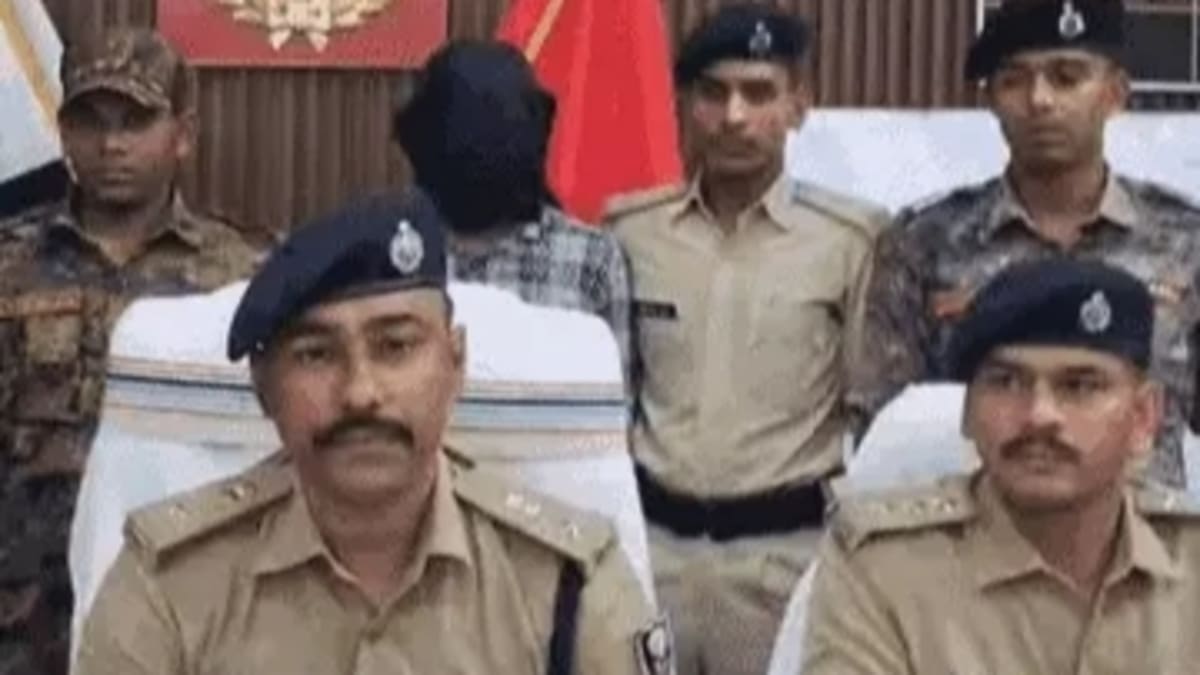 ​मुजफ्फरपुर पुलिस की बड़ी कार्रवाई: साइबर ठगी के आरोपी को दबोचा, मास्टरमाइंड की तलाश जारी