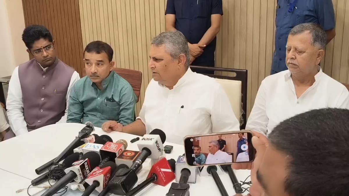 स्वास्थ्य सेवाओं में बिहार में अव्वल, डिप्टी सीएम विजय चौधरी ने दिए विकास को लेकर बड़े निर्देश