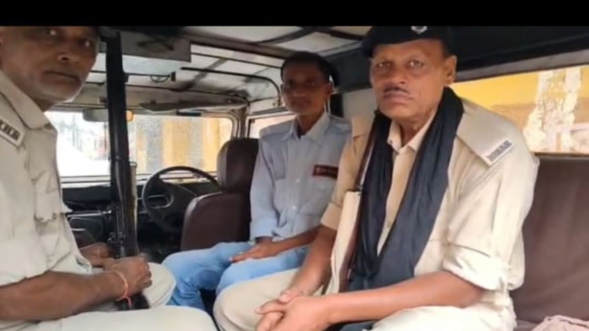 बैंक में गोलीबारी से मचा हड़कंप, कर्मचारी अस्पताल में भर्ती, हिरासत में सुरक्षा गार्ड