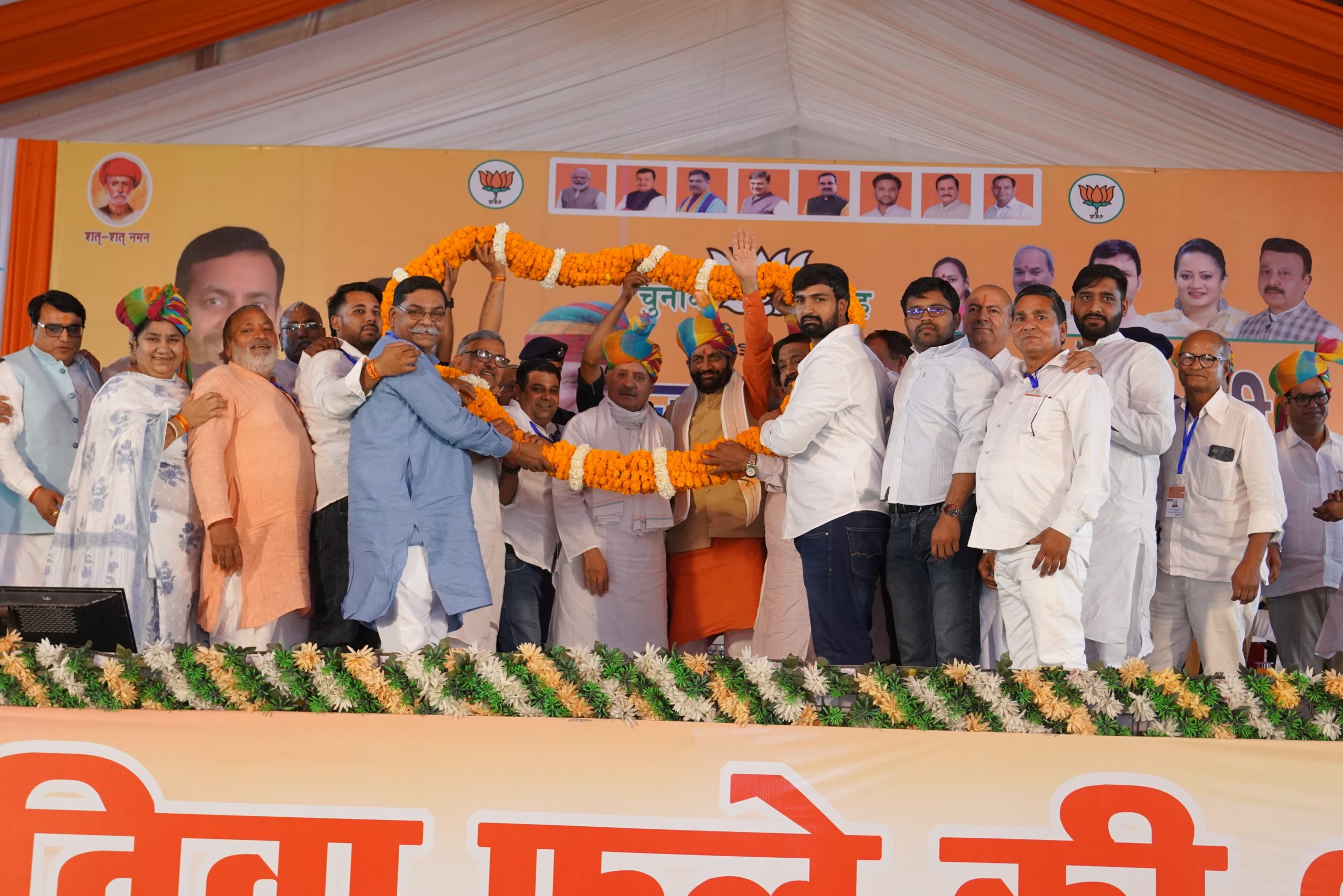रेवाड़ी में CM नायब सैनी का कांग्रेस पर हमला, बोले—जैसे बिल गिराया, वैसे ही चुनाव में भी हराएं