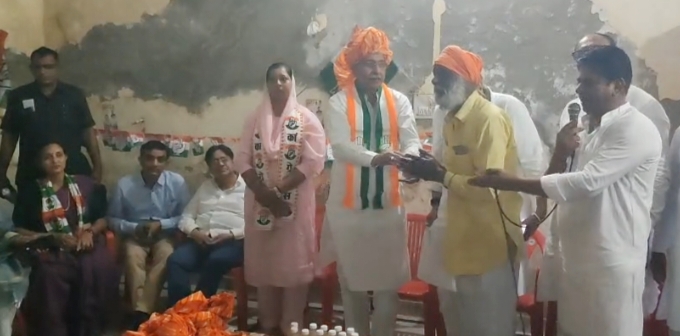 रेवाड़ी में कांग्रेस का प्रचार तेज, राव नरेंद्र सिंह ने नेहारिका चौधरी के समर्थन में मांगे वोट