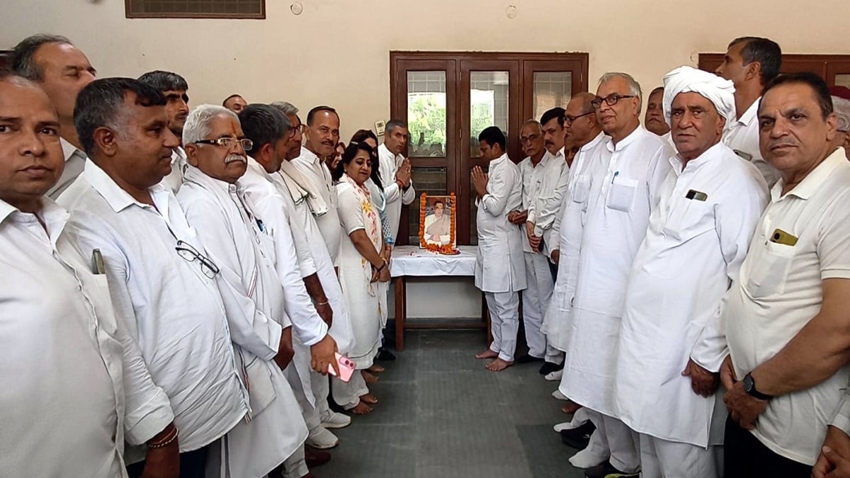 भिवानी में गरमाई सियासत: राजीव गांधी की पुण्यतिथि पर कांग्रेस ने सरकार को घेरा