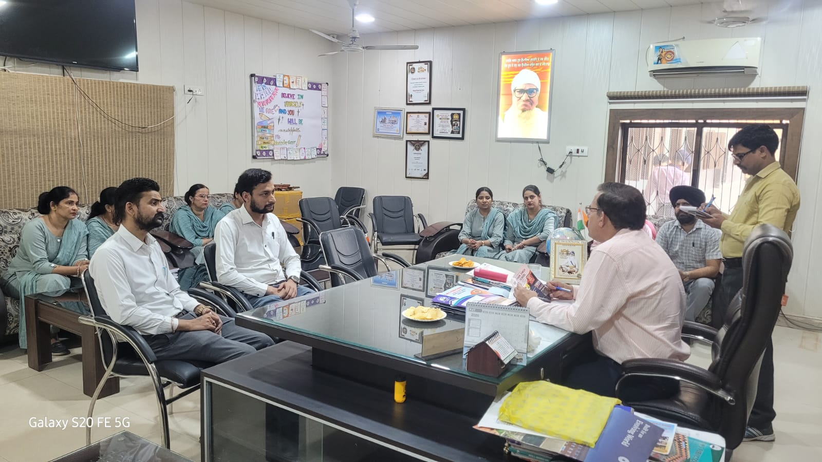 शिक्षण गतिविधियों को प्रभावी बनाने को लेकर बैठक आयोजित