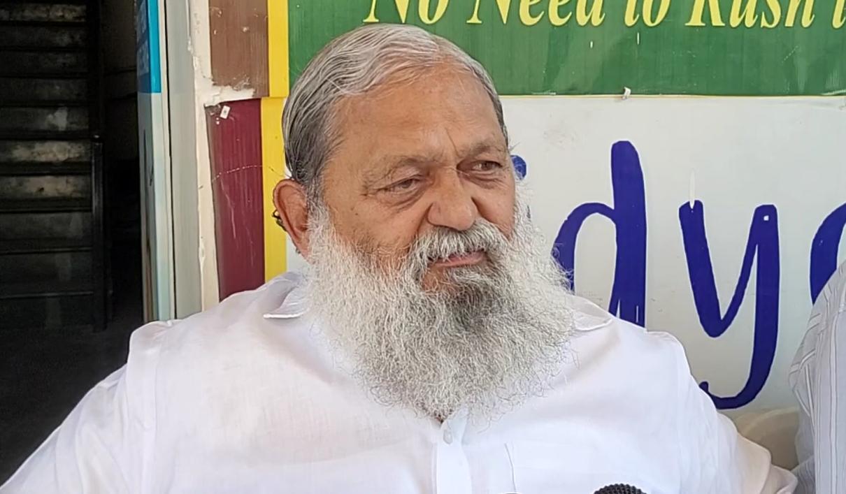 पेपर लीक मामले में ऐसी कार्रवाई होगी कि इसके बाद कोई पेपर लीक करने बारे सोचेगा नहीं” : ऊर्जा मंत्री अनिल विज