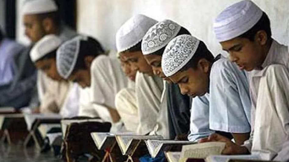 परंपराओं और आधुनिकता का सेतु: भारत में मदरसा शिक्षा को मुख्यधारा की शिक्षा के साथ एकीकृत करने के सरकारी प्रयास