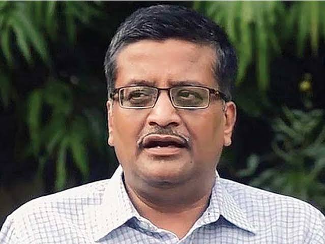 दिल्ली जिमखाना क्लब विवाद: पूर्व IAS अशोक खेमका ने किया सरकार के फैसले का समर्थन, कहा- दबाव में पीछे न हटे केंद्र