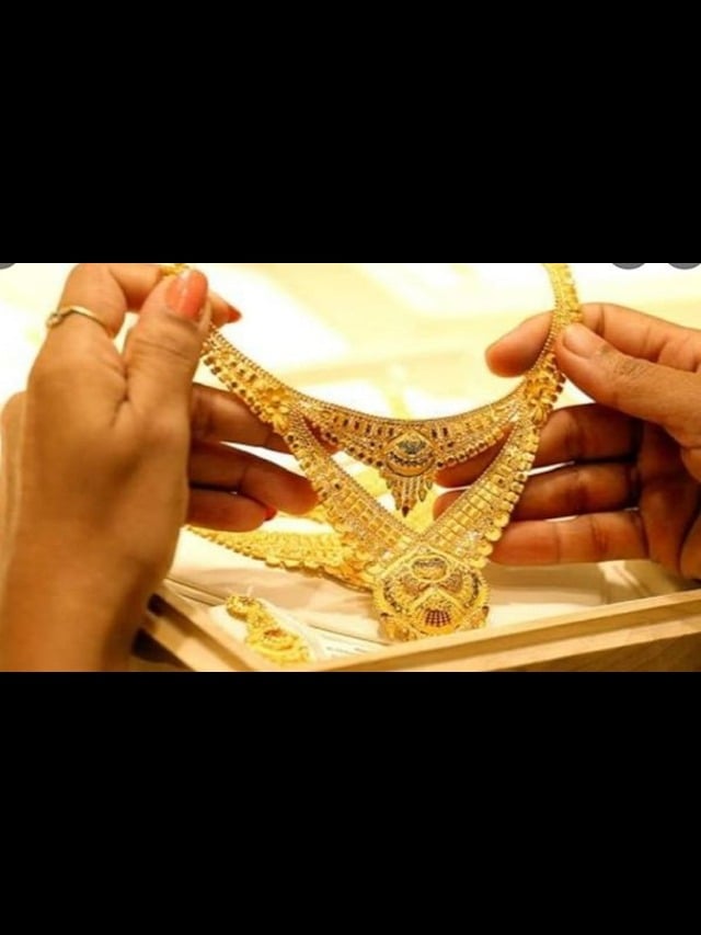 Gold Silver Price Today: सोने-चांदी की कीमतों में भारी गिरावट, चांदी 8700 रुपये फिसली