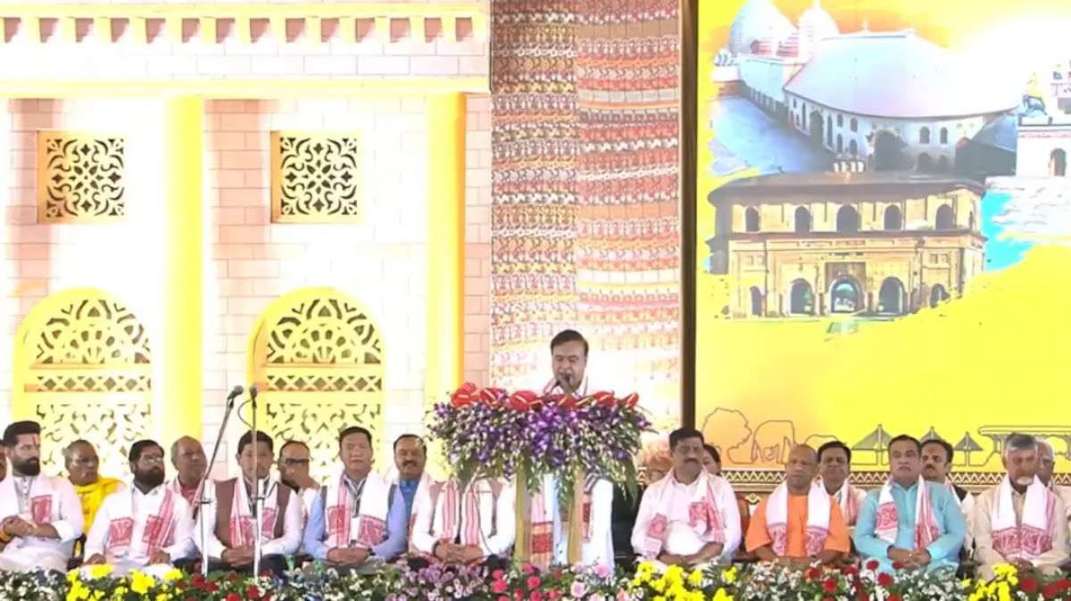 Assam CM Oath Ceremony: हिमंता बिस्वा सरमा असम के सीएम बने, दूसरी बार ली शपथ, मंच पर पीएम मोदी- अमित शाह मौजूद रहे