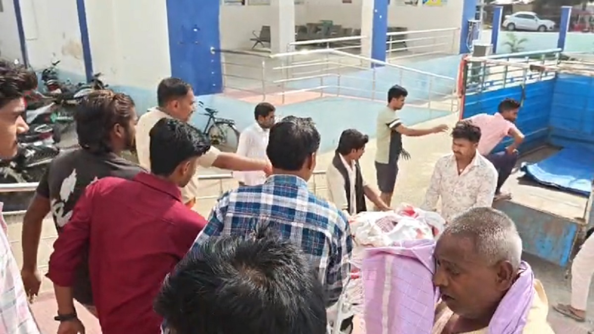 दुखद: परीक्षा देने जा रही मां और उसके 6 माह के बेटे की सड़क हादसे में दर्दनाक मौत, देवर घायल