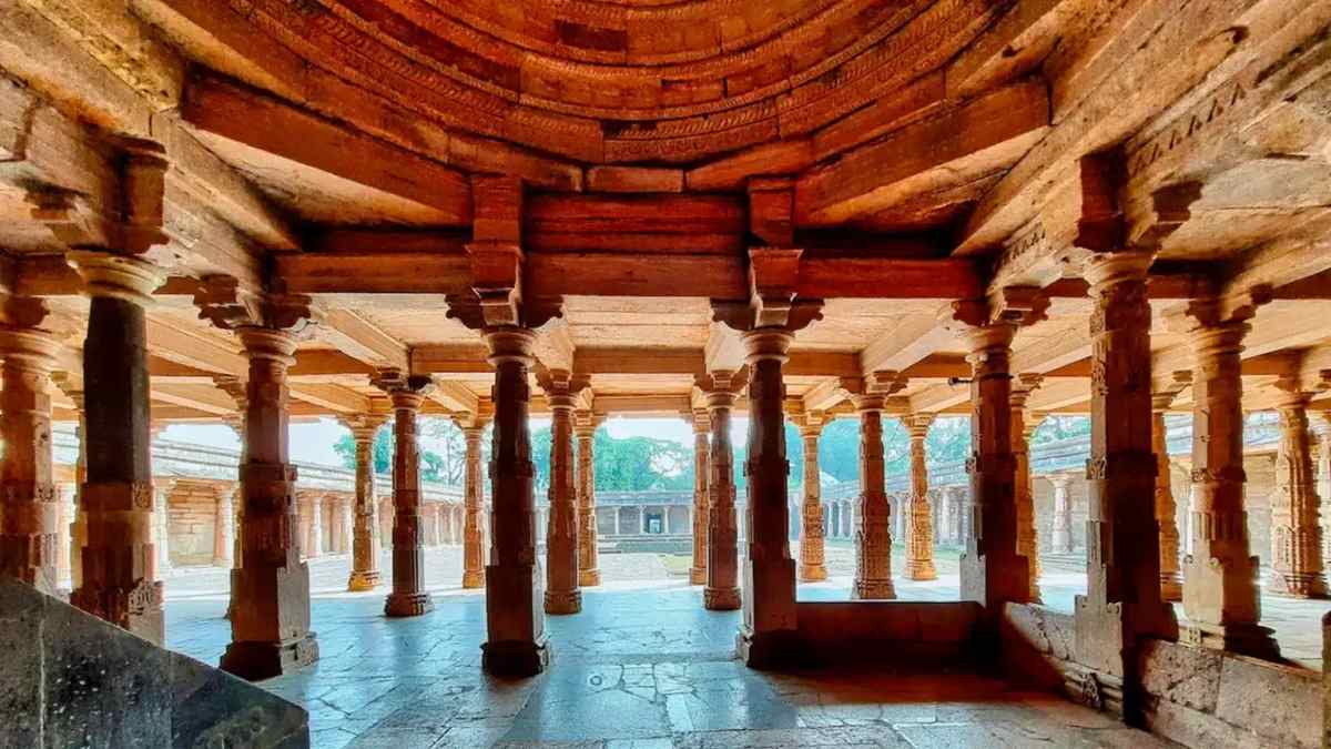 BIG BREAKING: MP हाईकोर्ट का ऐतिहासिक फैसला, भोजशाला को घोषित किया मंदिर