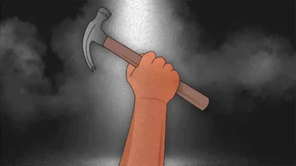 लिव इन पार्टनर के सिर पर मारा हथौड़ा, फिर गला काटकर युवक ने किया सुसाइड, पति से अलग रह रही थी महिला