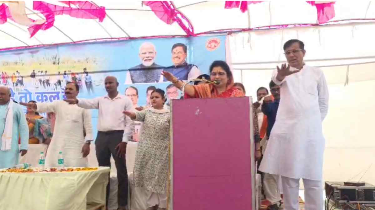 बुधनी के आबलीघाट में जल गंगा संवर्धन कार्यक्रम, प्रभारी मंत्री कृष्णा गौर ने दिलाई जल संरक्षण की शपथ
