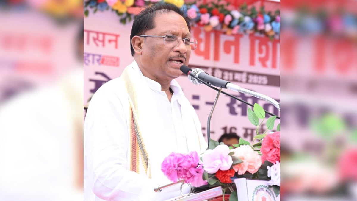 CM साय ने समाधान शिविर में की महत्वपूर्ण घोषणाएं: मिनी स्टेडियम और हायर सेकेंडरी स्कूल की दी सौगात, पॉलिटेक्निक की बाउंड्रीवाल निर्माण की भी घोषणा