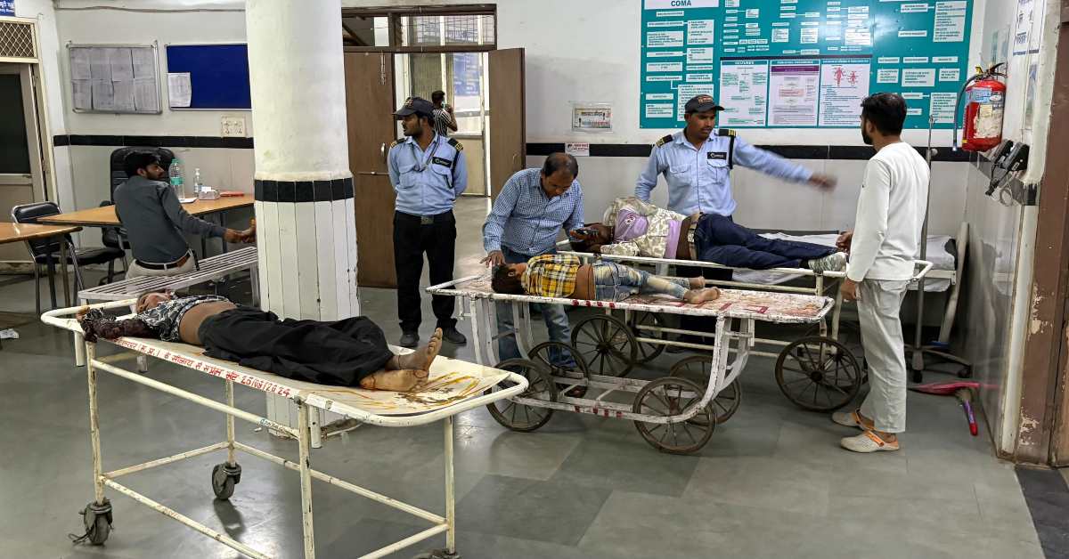 छतरपुर में एक ही परिवार के 3 लोगों की मौत: ट्रक ने ई-रिक्शा को रौंदा, 5 की हालत गंभीर