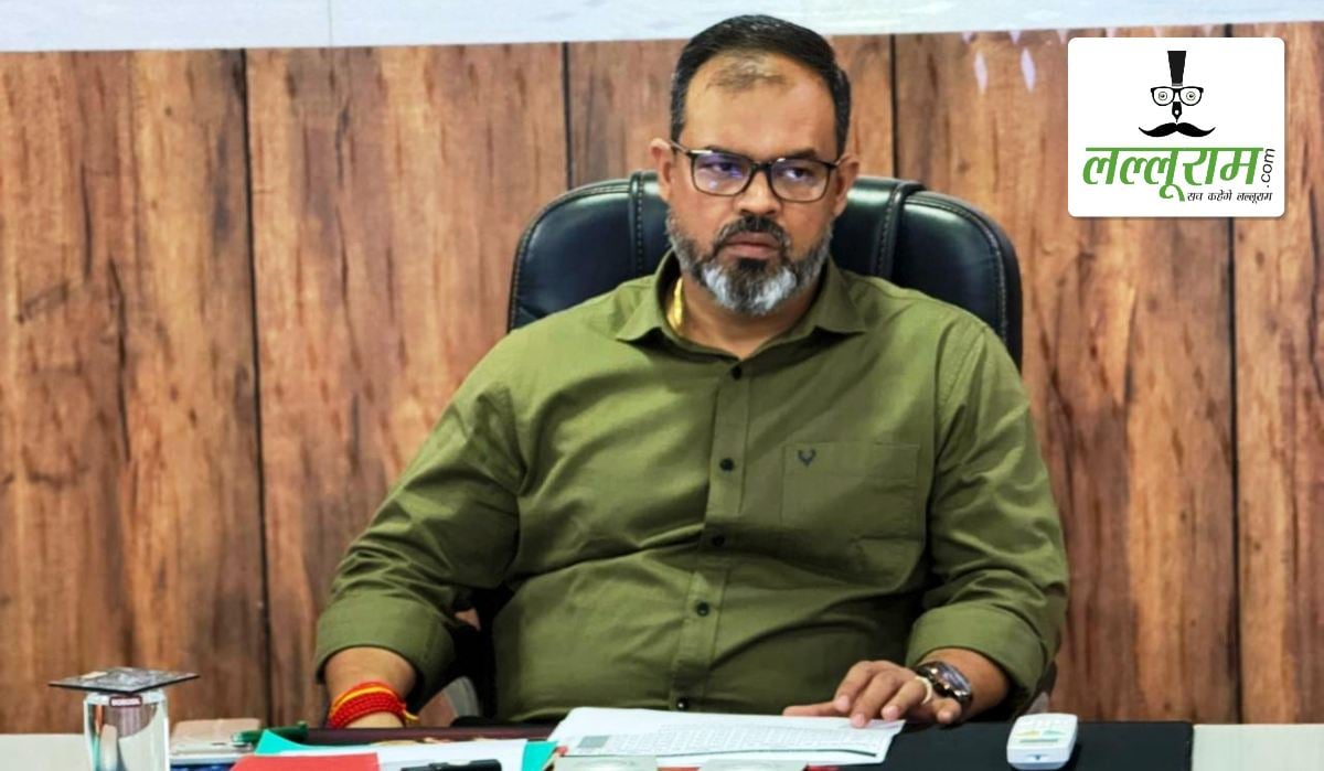 राजस्व प्रकरणों में लापरवाही पर सख्त कलेक्टर, तीनों एसडीएम, तहसीलदारों सहित राजस्व अधिकारियों को नोटिस, कहा- आम जनता से जुड़े मामलों में ढिलाई बर्दाश्त नहीं