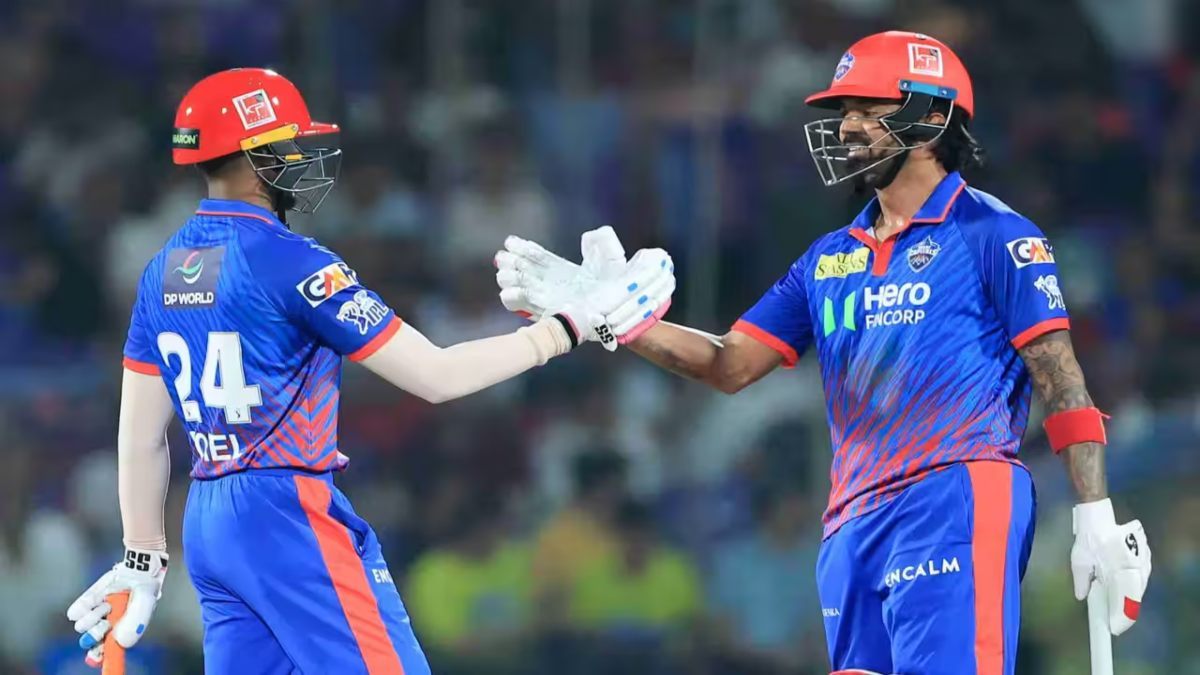 DC vs RR IPL 2026: करो या मरो के मुकाबले में दिल्ली ने राजस्थान को 5 विकेट से हराया, राहुल-अभिषेक ने जड़ा अर्धशतक, प्लेऑफ की उम्मीदें बरकरार