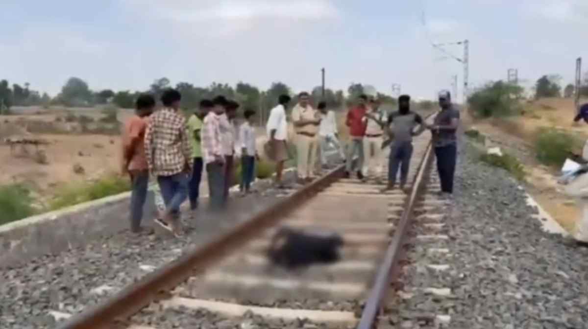 रेलवे पटरी पर मिली युवक की लाश, फैली सनसनी, जांच में जुटी पुलिस