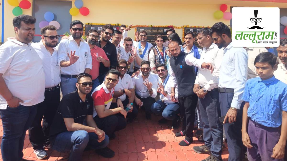 ‘फ्रीडम थ्रू एजुकेशन’ से बदलेगी हजारों बच्चों की तकदीर: शासकीय प्राथमिक शाला में राउंड टेबल इंडिया ने विकसित किया आधुनिक शैक्षणिक परिसर, 6 क्लासरूम, लैब और बाथरूम का किया लोकार्पण