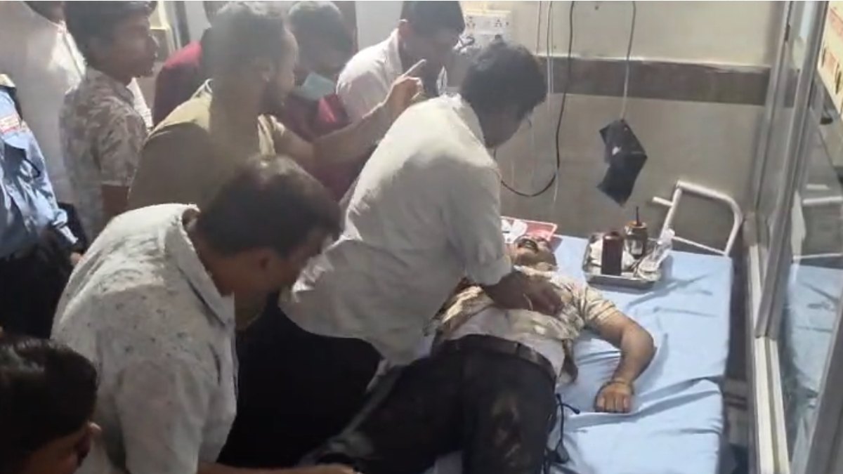 CG BREAKING: ज्वेलरी व्यवसायी पर भरे बाजार चली गोली, इलाज के दौरान हुई मौत, मौके पर भारी पुलिसबल तैनात