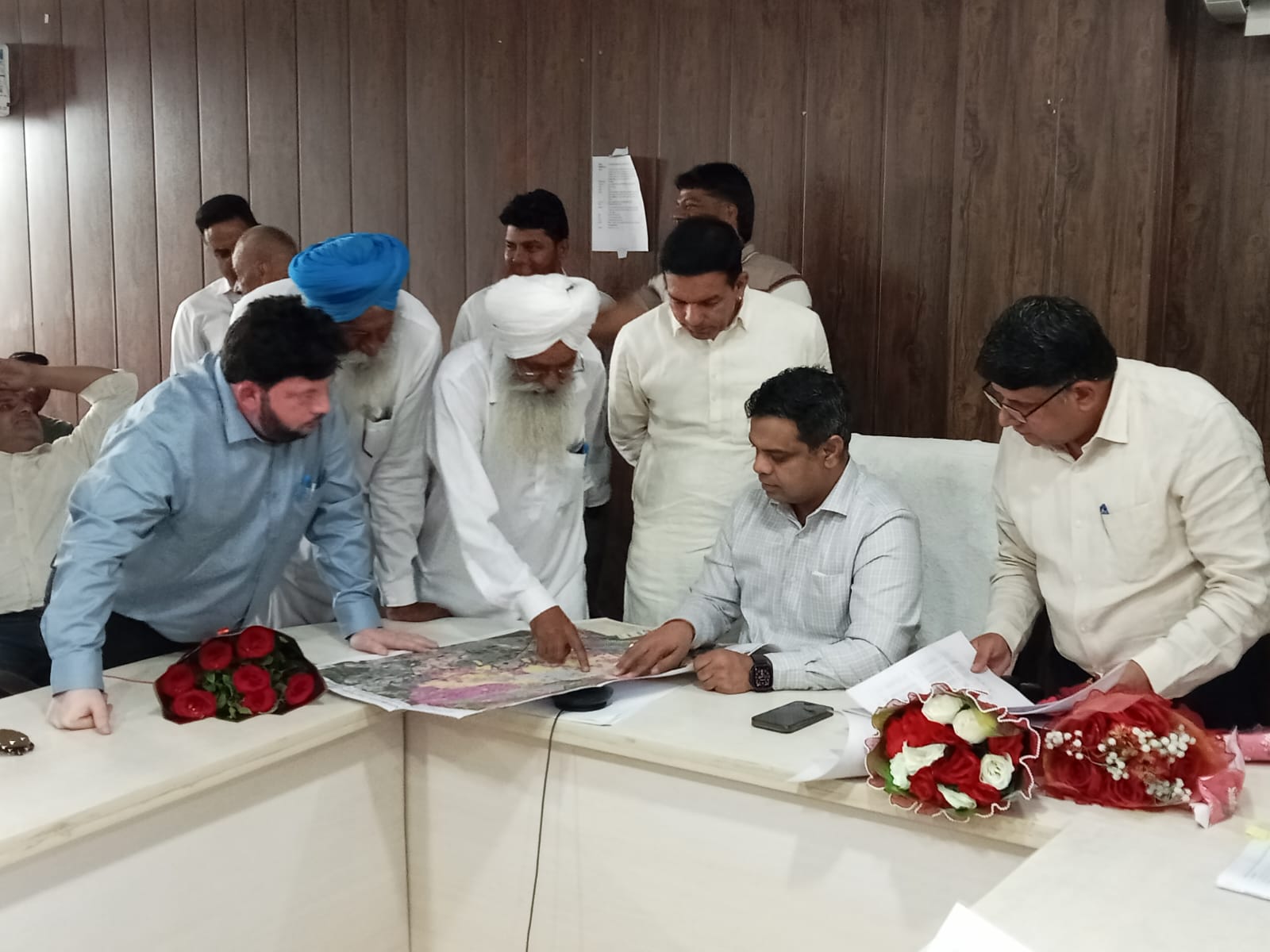 नारायणगढ़ समाधान शिविर: नायब तहसीलदार सुनील कुमार ने सुनी लोगों की समस्याएं