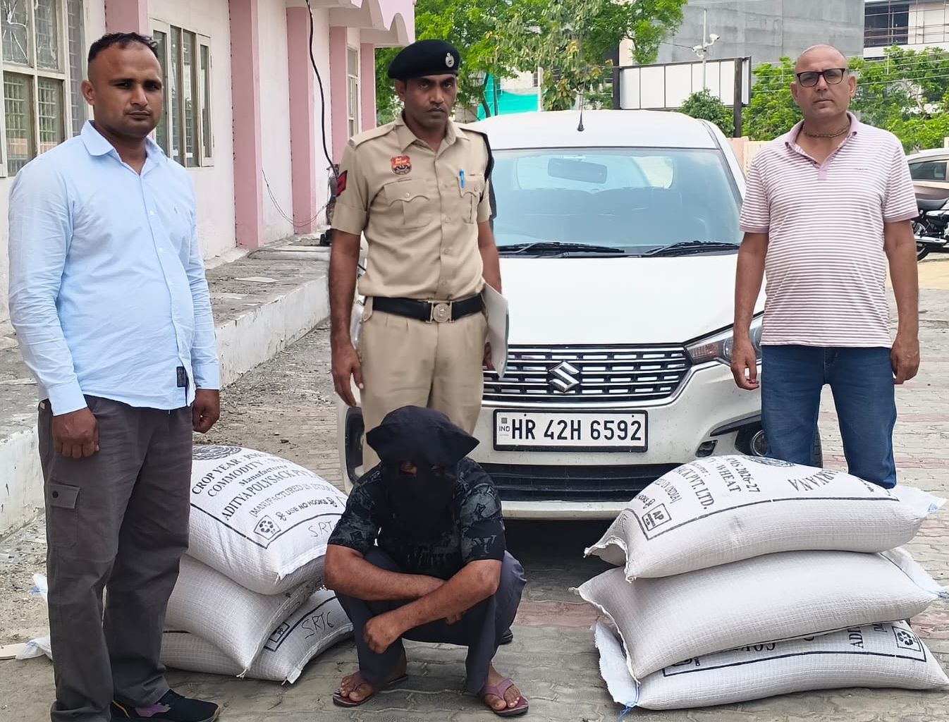 कलायत में गेहूं चोरी का आरोपी गिरफ्तार, एंटी नारकोटिक सेल ने बरामद किए 6 कट्टे गेहूं