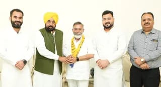 भाजपा को बड़ा झटका, वरिष्ठ नेता अनिल कुमार सेठी ने थामा AAP का दामन