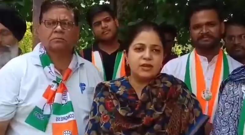 मोगा में नगर निगम चुनाव को लेकर बना माहौल, कांग्रेस ने उतारे अपने उम्मीदवार