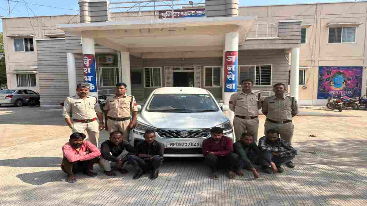 लव मैरिज पर बवाल: दो लोगों का अपहरण, हत्या की धमकी के बीच पुलिस ने फिल्मी अंदाज में बचाई जान; 6 आरोपी गिरफ्तार