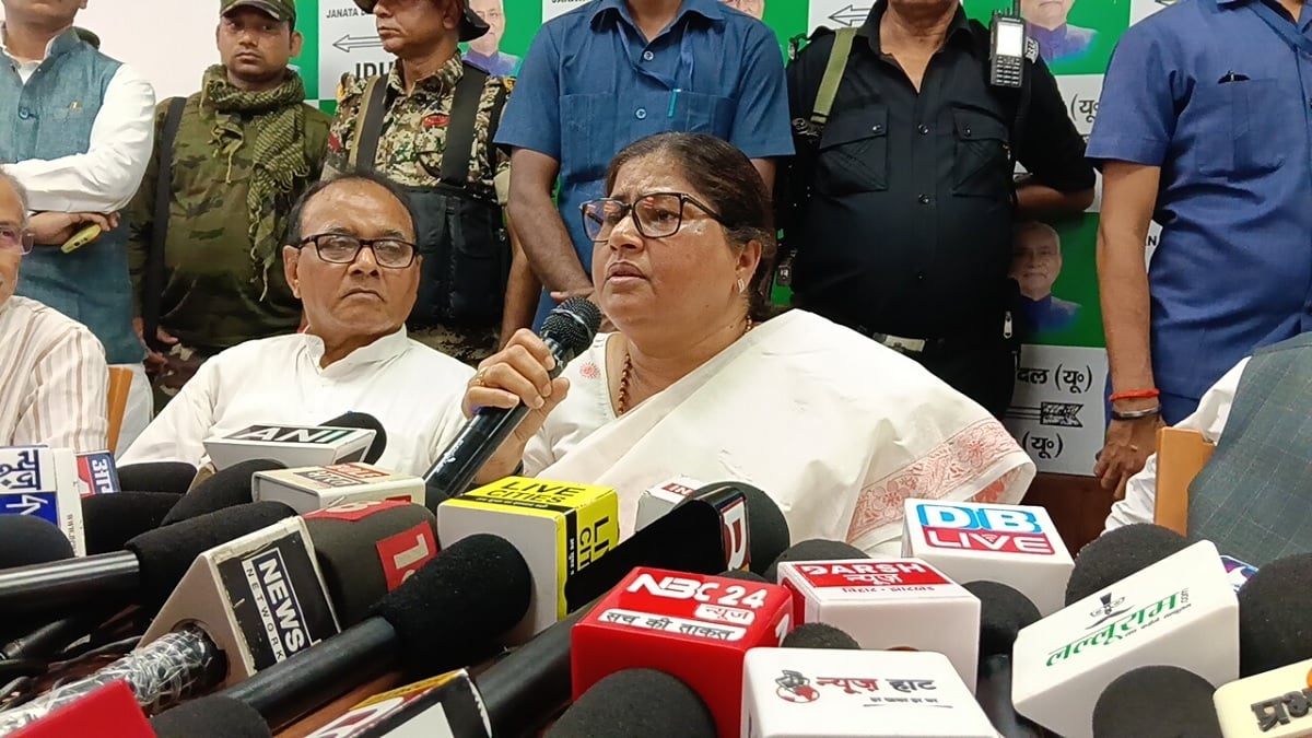 ‘ऐसी कोई ताकत नहीं, जो हमारे नेता को दफन कर दे’, आनंद मोहन के बयान पर लेशी सिंह का तगड़ा पलटवार