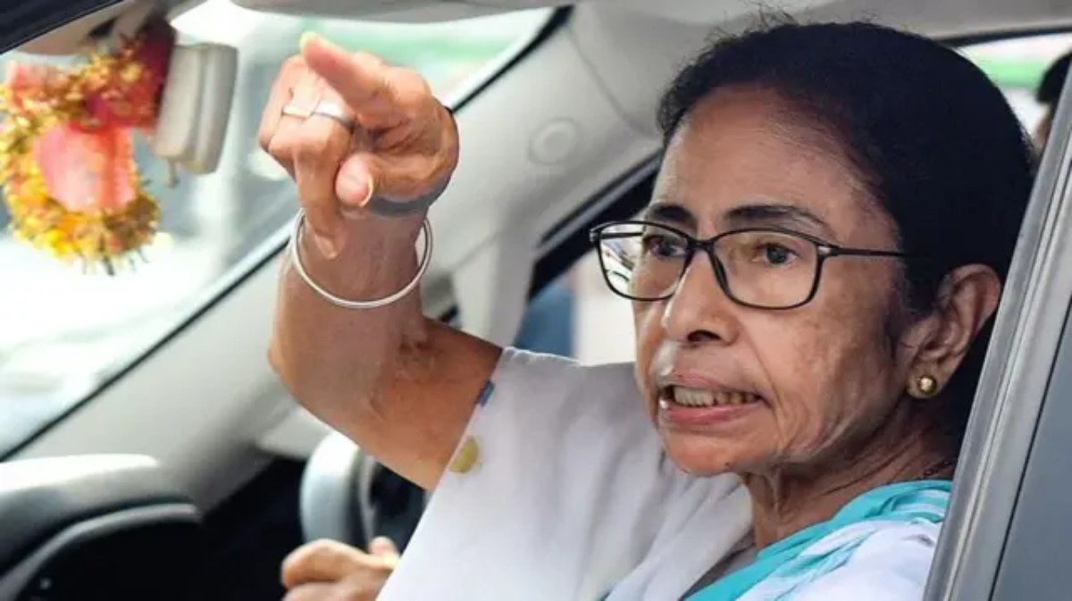 ‘मुझे मारा और पीटा गया, लूट लिए 100 सीट’, BJP की प्रचंड जीत के बीच ममता बनर्जी का CRPF और BJP पर सनसनीखेज आरोप