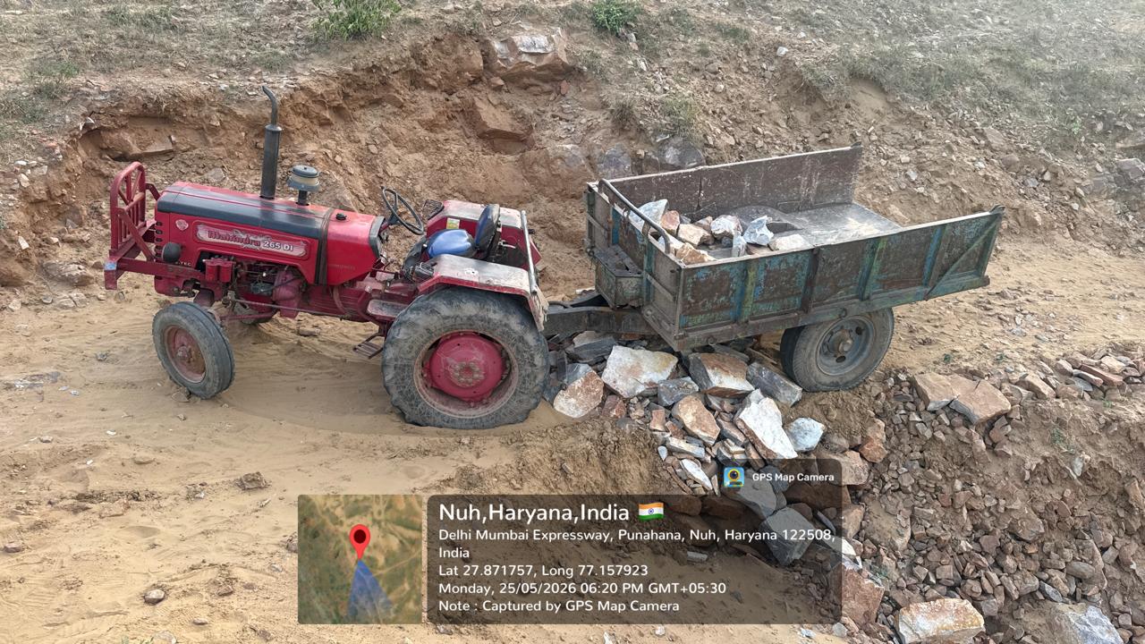 अवैध खनन पर नूंह पुलिस का शिकंजा : कार्रवाई में दो ट्रैक्टर-ट्रॉली जब्त, माइनिंग विभाग ने किए सीज