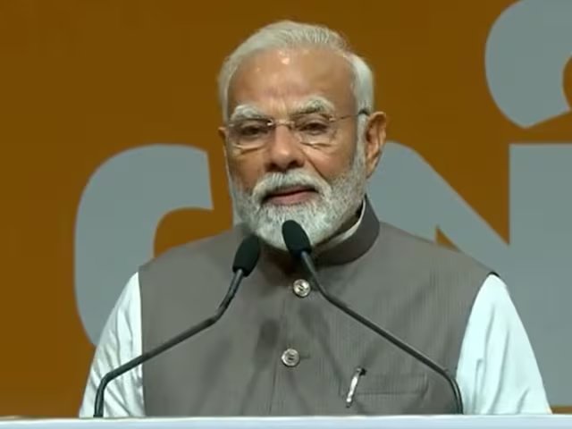 बंगाल में पहली बार BJP सरकार, पार्टी मुख्यालय में जबरदस्त जश्न ; शाम 6:30 बजे पहुंचेंगे PM मोदी