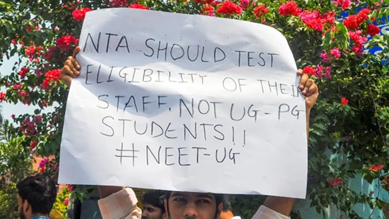 NEET Paper Leak Rajasthan: NEET पेपर लीक पर भाजपा के मंत्री ने मांगी माफी