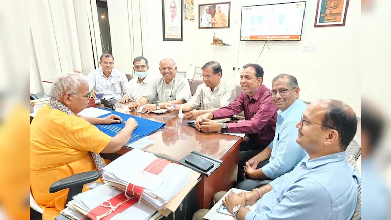 Rajasthan News: मदन दिलावर की बैठक में बनी सहमति, अब 29 जून से शुरू होगा नया सत्र, टला शिक्षकों का महाआंदोलन