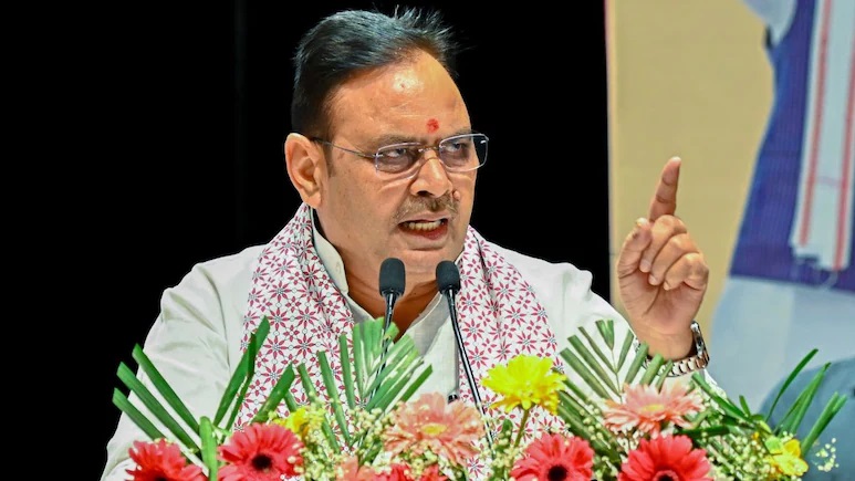 Rajasthan News: सीएम भजनलाल शर्मा का बड़ा फैसला, मंत्रियों की गाड़ियों पर चली कैंची और विदेश जाने पर रोक