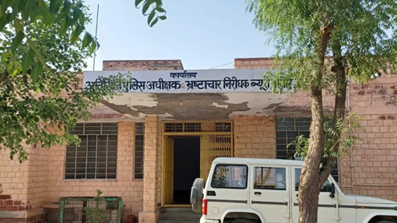Rajasthan News: बच्चों के राशन में 8 करोड़ का डाका डालने वाले 18 सरकारी अफसर और बाबू गिरफ्तार