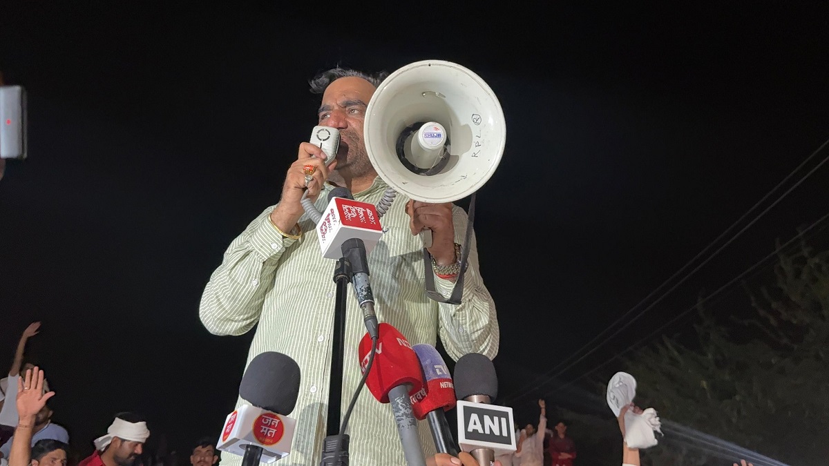 आधी रात को मदन राठौड़ ने ऐसा क्या बोल दिया कि राजस्थान की राजनीति में मच गया भारी बवाल…बेनीवाल ने खोले पुराने वीडियो