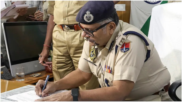 Rajasthan News: जयपुर के जवाहर सर्किल CI की छुट्टी, गर्भवती महिला से बदसलूकी मामले में ढिलाई पड़ी भारी, देखें नई लिस्ट