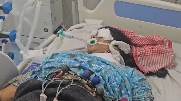 Kota Hospital News: ऑपरेशन के बाद 2 प्रसूताओं की मौत, 4 की हालत नाजुक, परिजनों ने कहा- फाइलें गायब कर दीं, कांग्रेस नेता ने कराया मुंडन