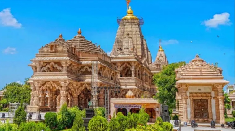Chittorgarh News: सांवलिया सेठ मंदिर में धनवर्षा! 34 साल में 520 गुना बढ़ी आय, नोट गिनने में छूटे पसीने