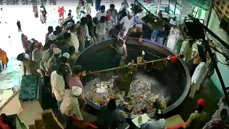 Rajasthan News: अजमेर दरगाह में हड़कंप: ख्वाजा की दरगाह में देग के अंदर नोट बटोरने लगा शख्स