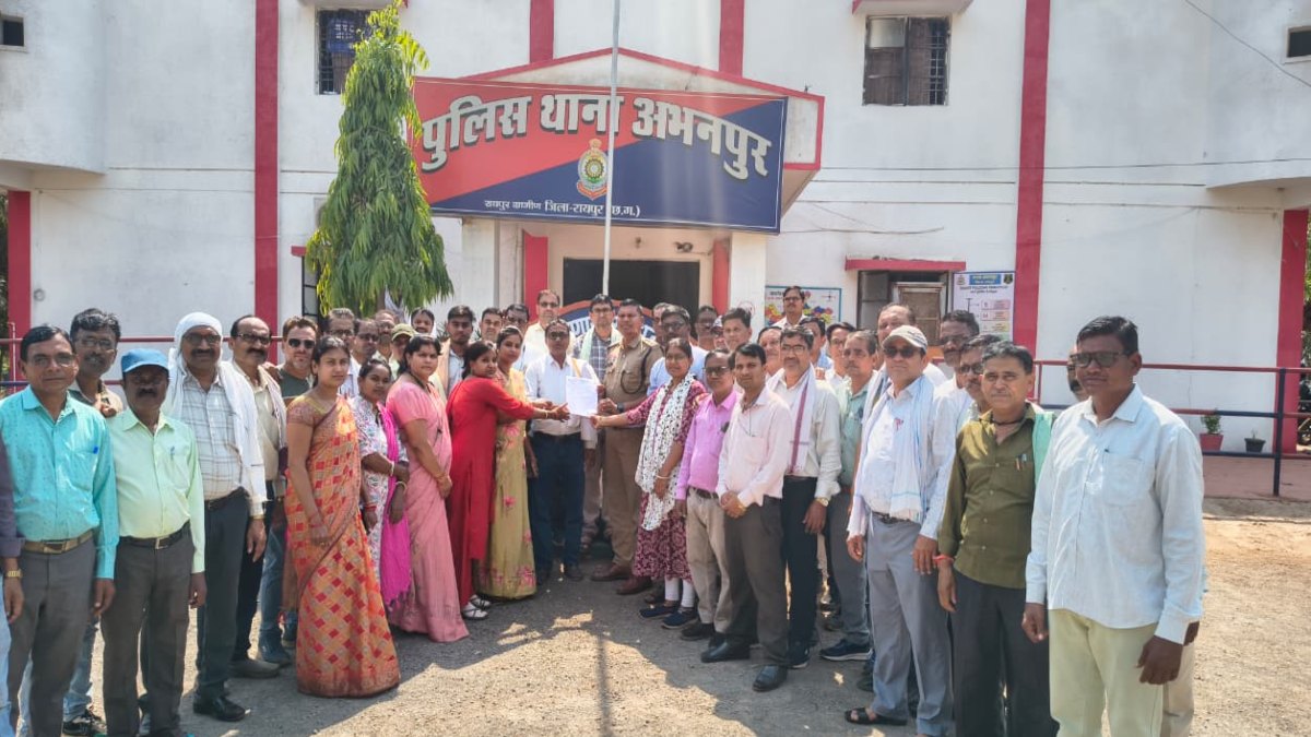 सरपंच पति ने सचिव से की मारपीट: सचिव संघ में भारी आक्रोश, FIR दर्ज कराकर की गिरफ्तारी की मांग