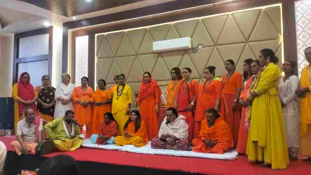 शहडोल बना आस्था का संगम: राष्ट्रीय किन्नर महासमागम में गूंजी सनातन चेतना, 6 किन्नरों की हुई घर वापसी