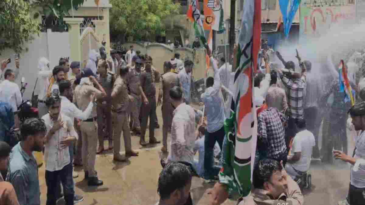 NEET पेपर लीक मामले को लेकर NSUI कार्यकर्ताओं का उग्र प्रदर्शन, सांसद राजेश मिश्रा के आवासीय कार्यालय का किया घेराव 