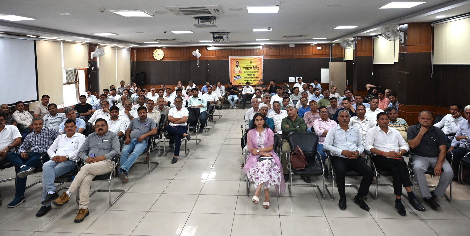 मतगणना स्टाफ की दूसरी रैंडमाइजेशन पूरी, मेयर के लिए 20 और पार्षदों के लिए 15 टेबल तय