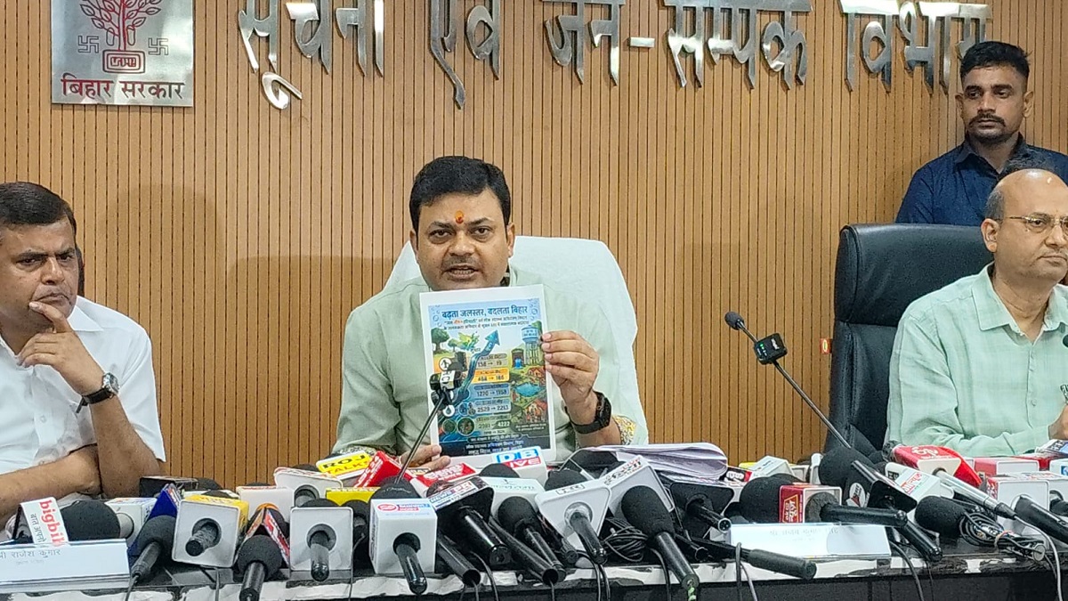 कागज पर दम तोड़ रही बिहार सरकार की ‘हर घर नल का जल’ PHED मंत्री ने पेश किया रिपोर्ट कार्ड